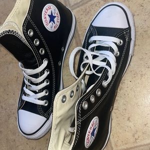Black leather converse super cute, new, great condition